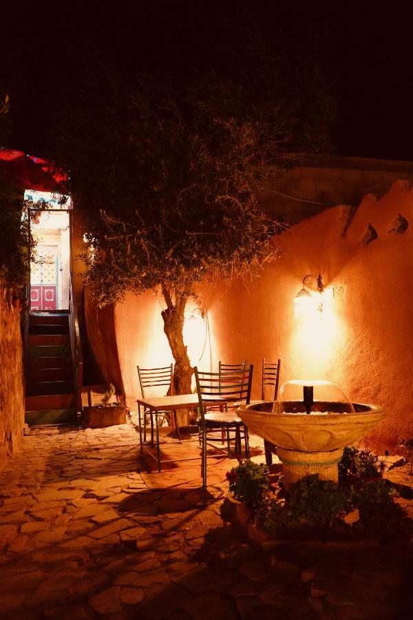 Petra Bedouin Bed And Breakfast Wadi Musa Dış mekan fotoğraf